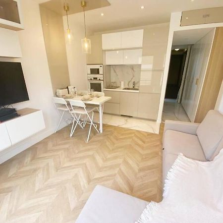 Appartement 2P Idealement Place Juan Les Pins Екстер'єр фото