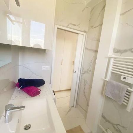 Appartement 2P Idealement Place Juan Les Pins Екстер'єр фото